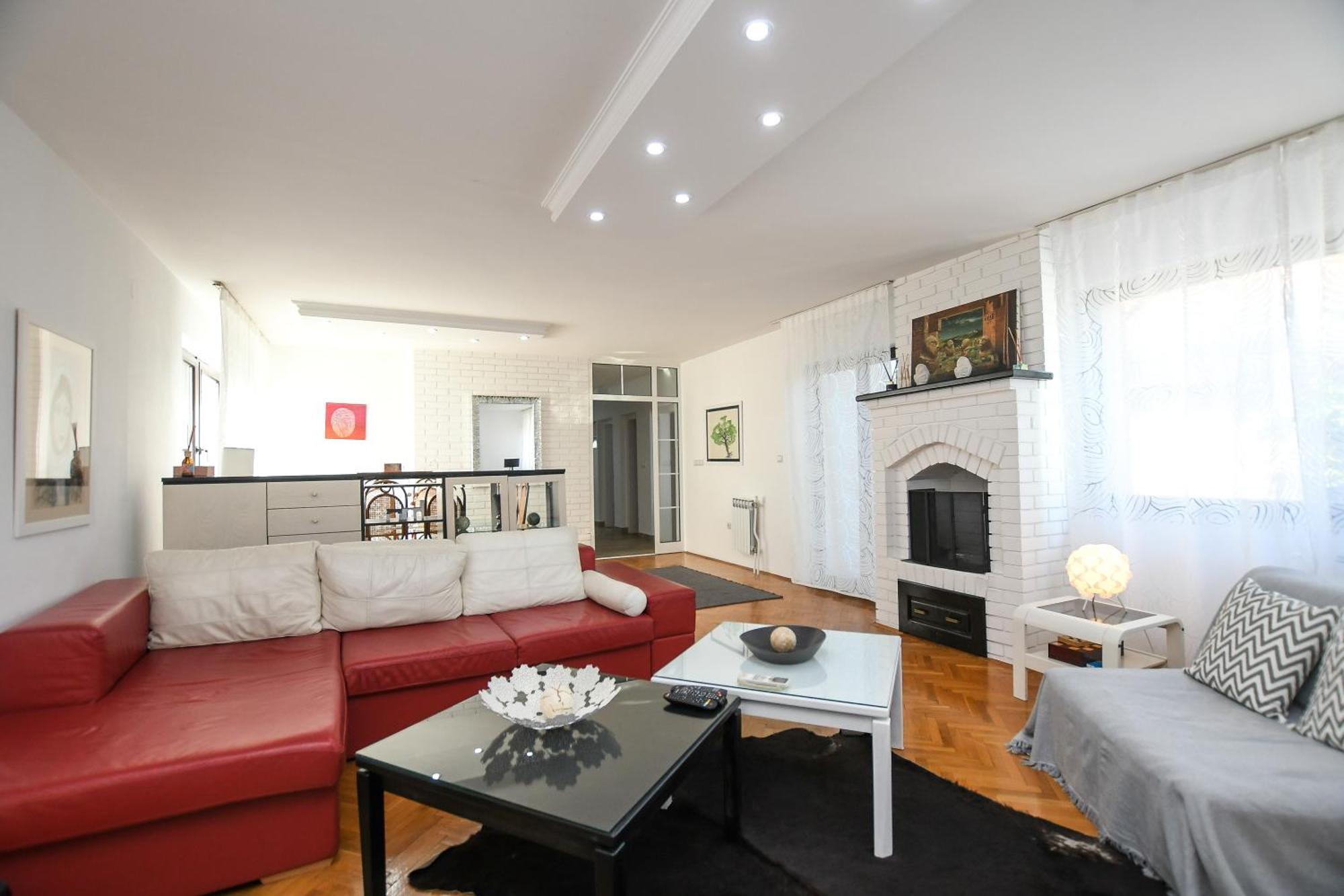 Villa Mina Kladovo, 5-Bedroom Villa With Pool For Up To 12 People Luaran gambar